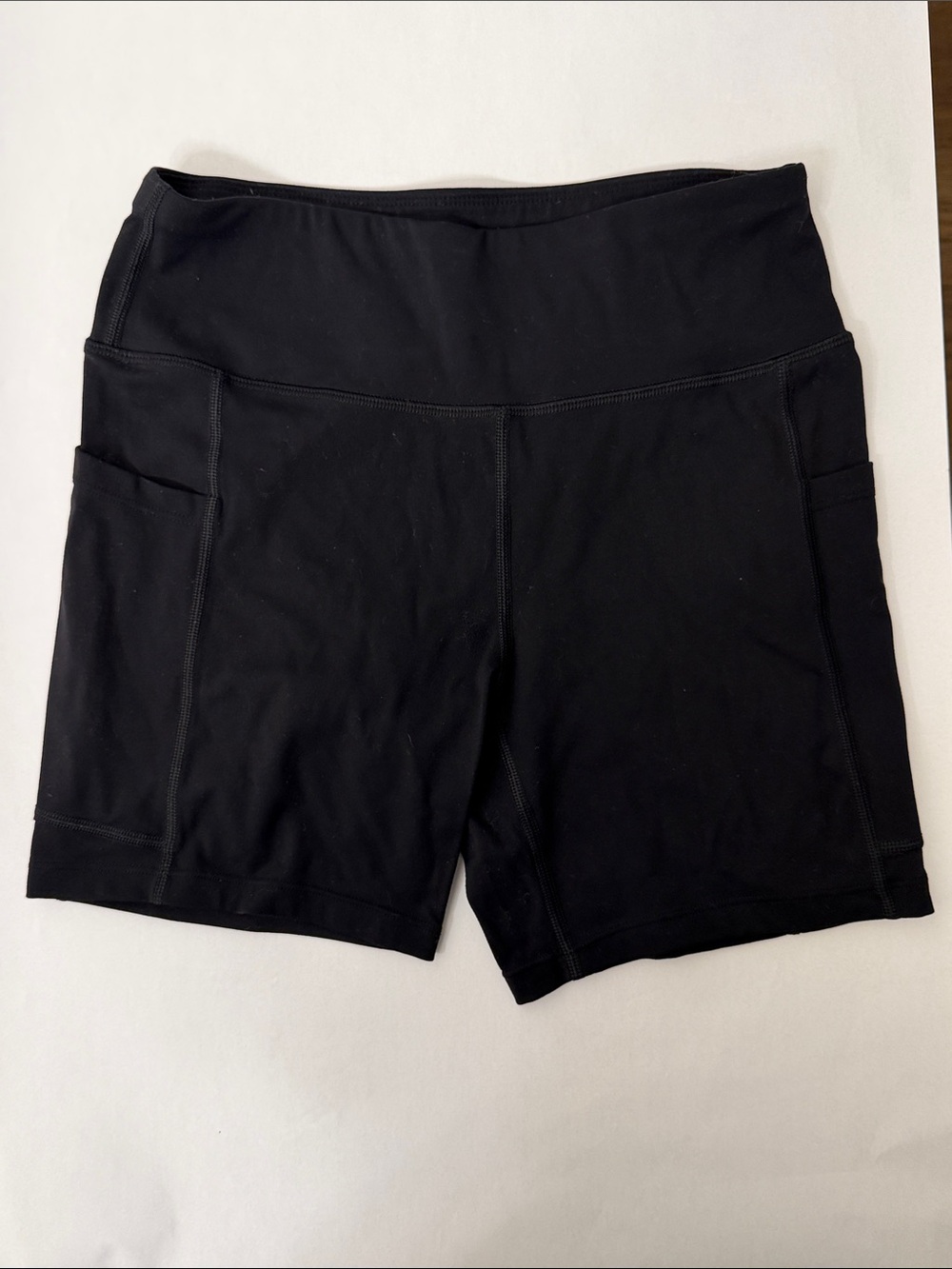 Women's Black High-Waist Bike Shorts with Side Pockets